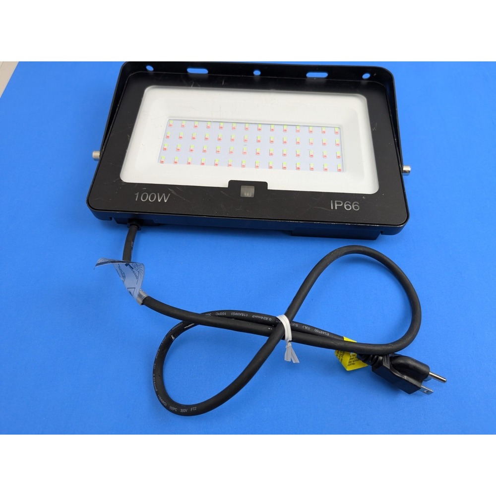 IP66 100W White LED Grow Light Flood Light Outdoor Lighting